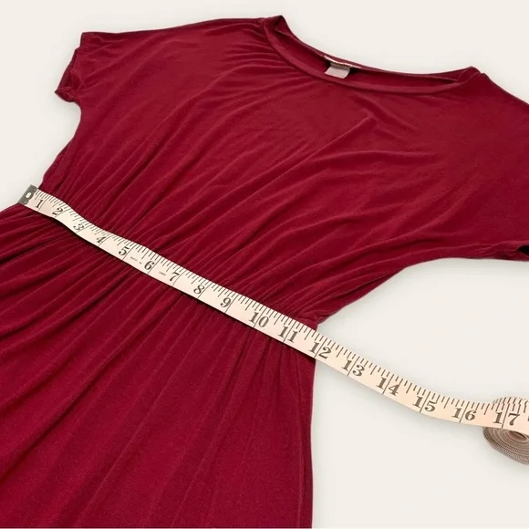 Short Sleeve Jersey Knit Midi Dress with Pockets Burgundy Size Small - Picture 8 of 15